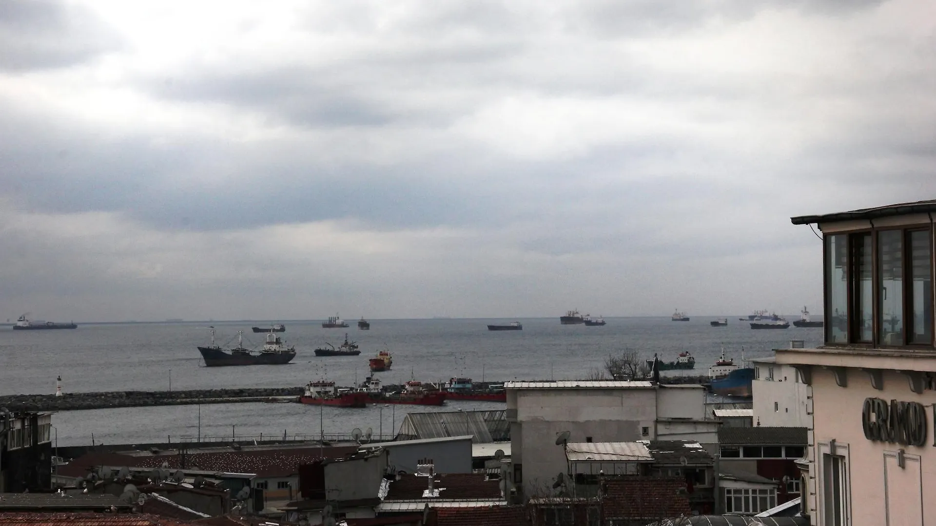 Istanbul Port Hotel