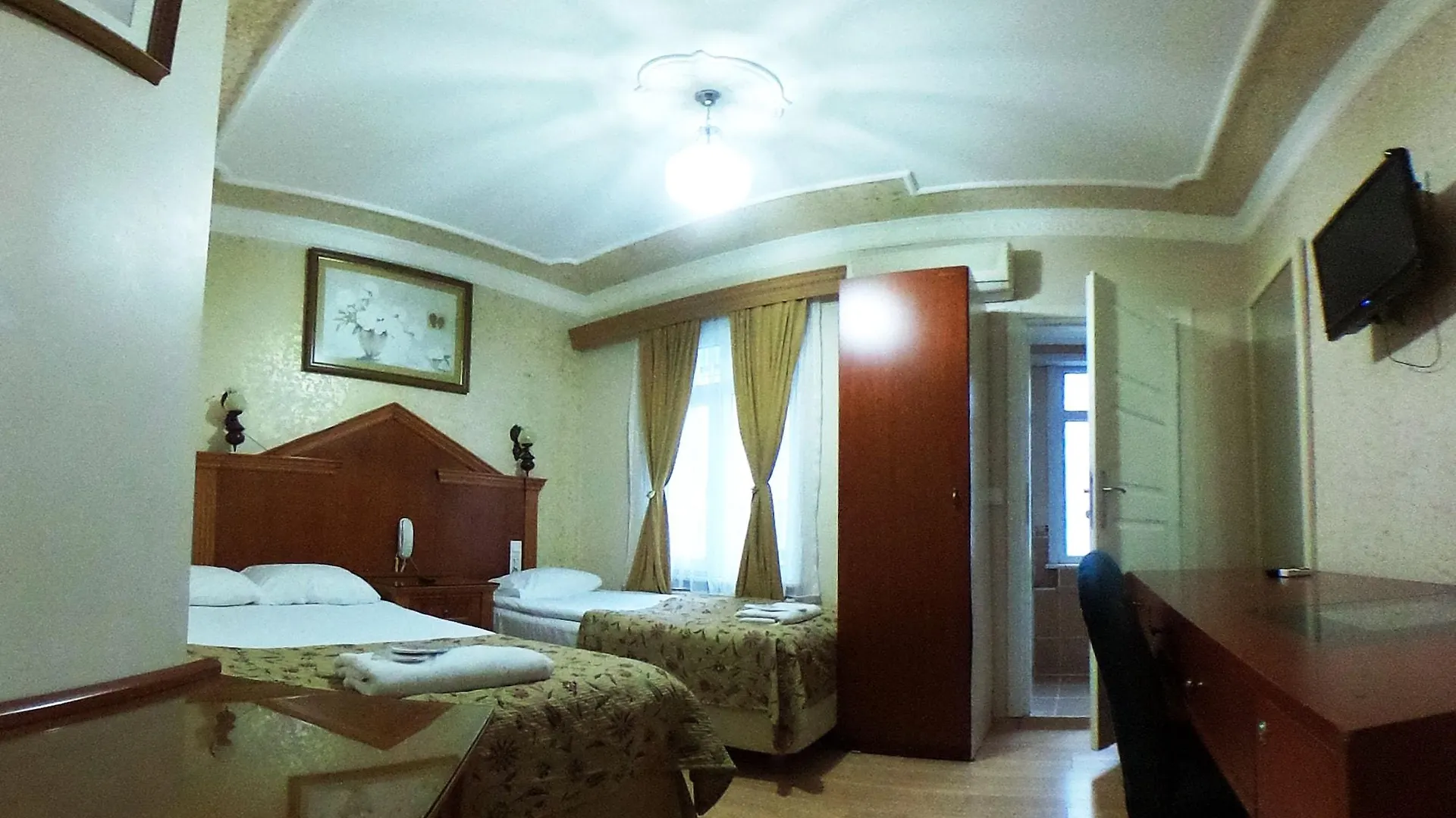 Istanbul Port Hotel