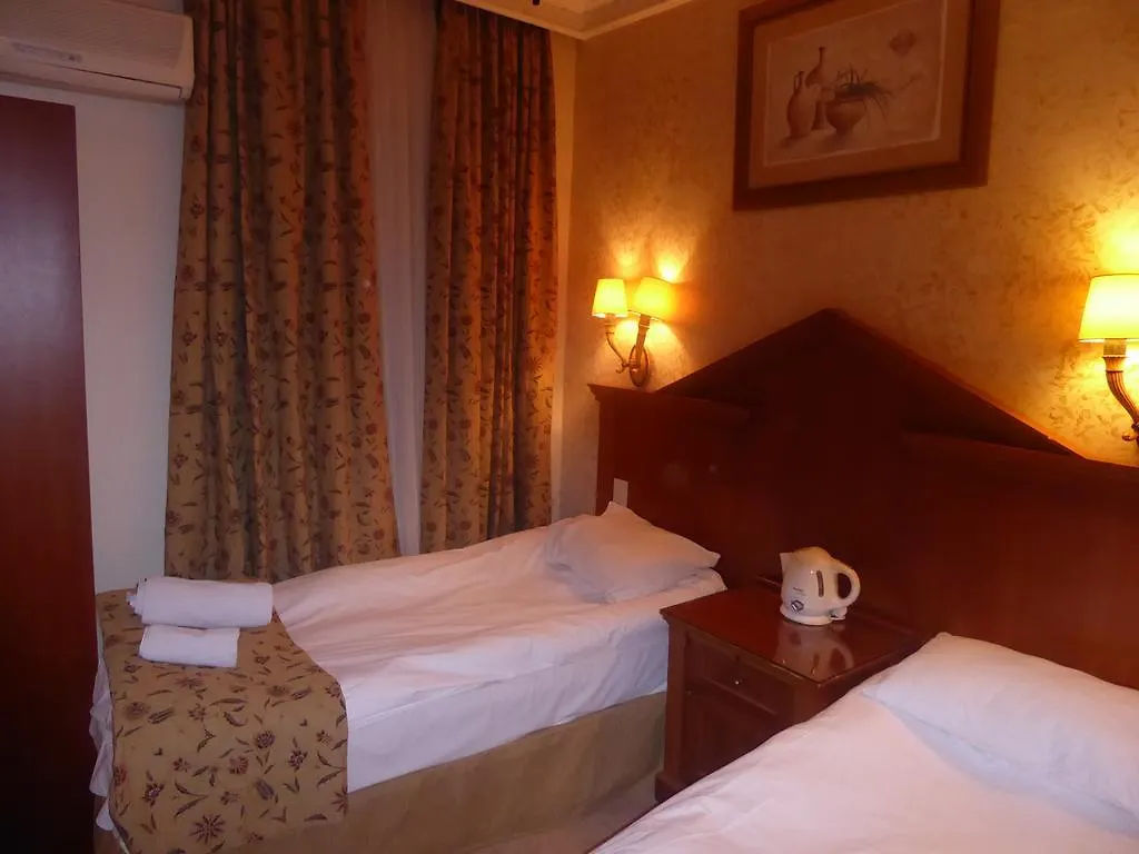 Istanbul Port Hotel