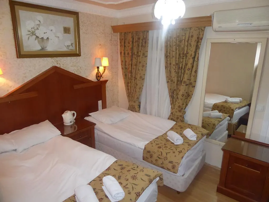 Istanbul Port Hotel