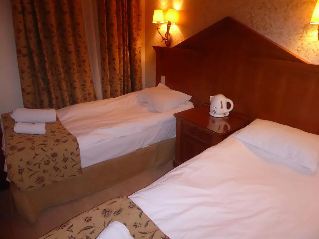 Istanbul Port Hotel