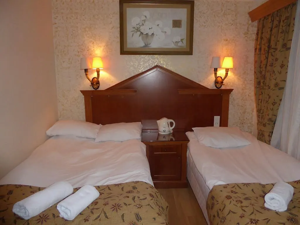 Istanbul Port Hotel