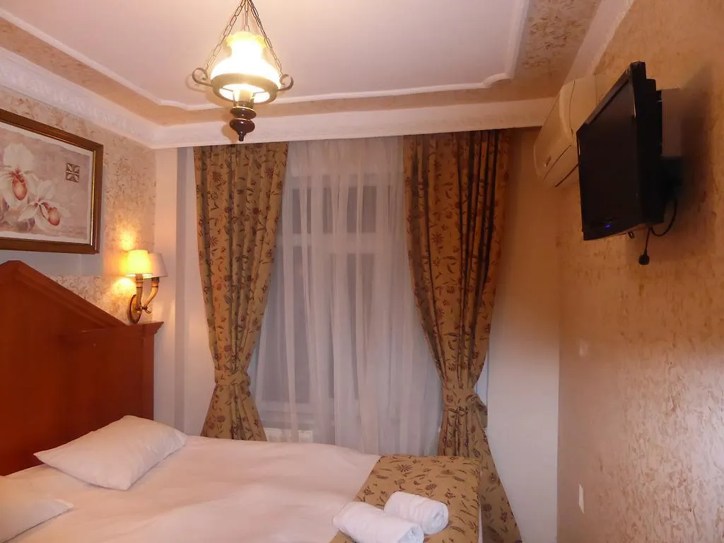 Istanbul Port Hotel
